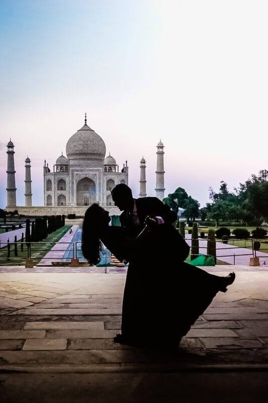 pre wedding at taj mahel